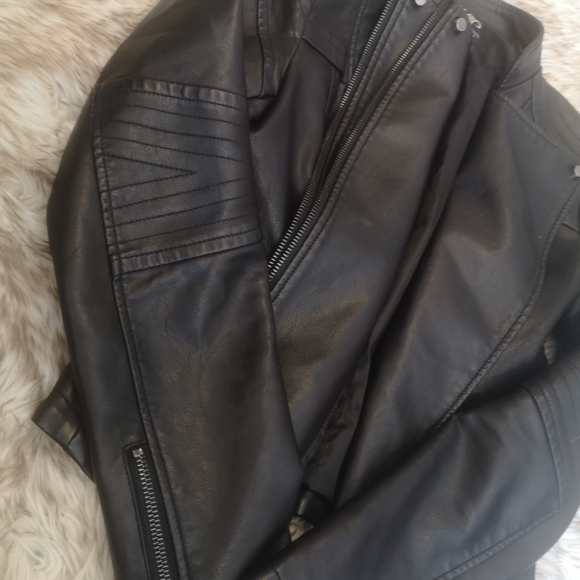 Leather motorcycle jacket - Picture 5 of 8